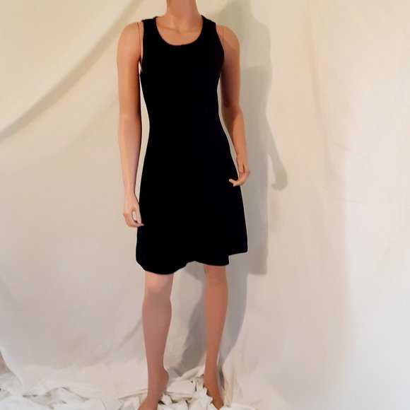 Mossimo Supply Co. Dresses & Skirts - Mossimo Black Body Flattering Dress